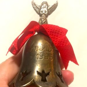 Vintage International Silver Company 1996 Christmas Bell